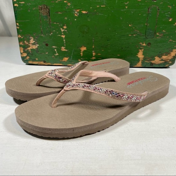 Skechers Shoes Skechers Yoga Foam Flip Flops Womens 1 Poshmark